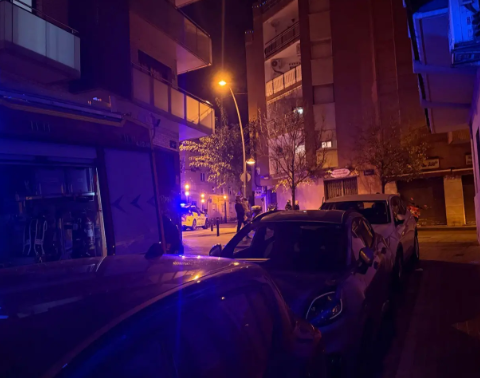 Un policía fuera de servicio salva una cocina de un incendio en Badalona