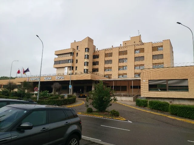 Un incendio en la cocina de un camping en Villafranca se salda con una mujer herida